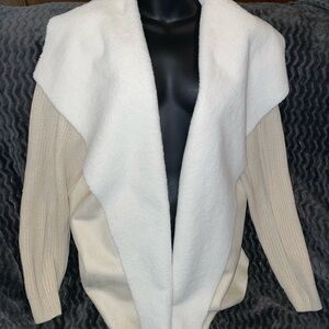Elegant Cream and White Women's Sweater
